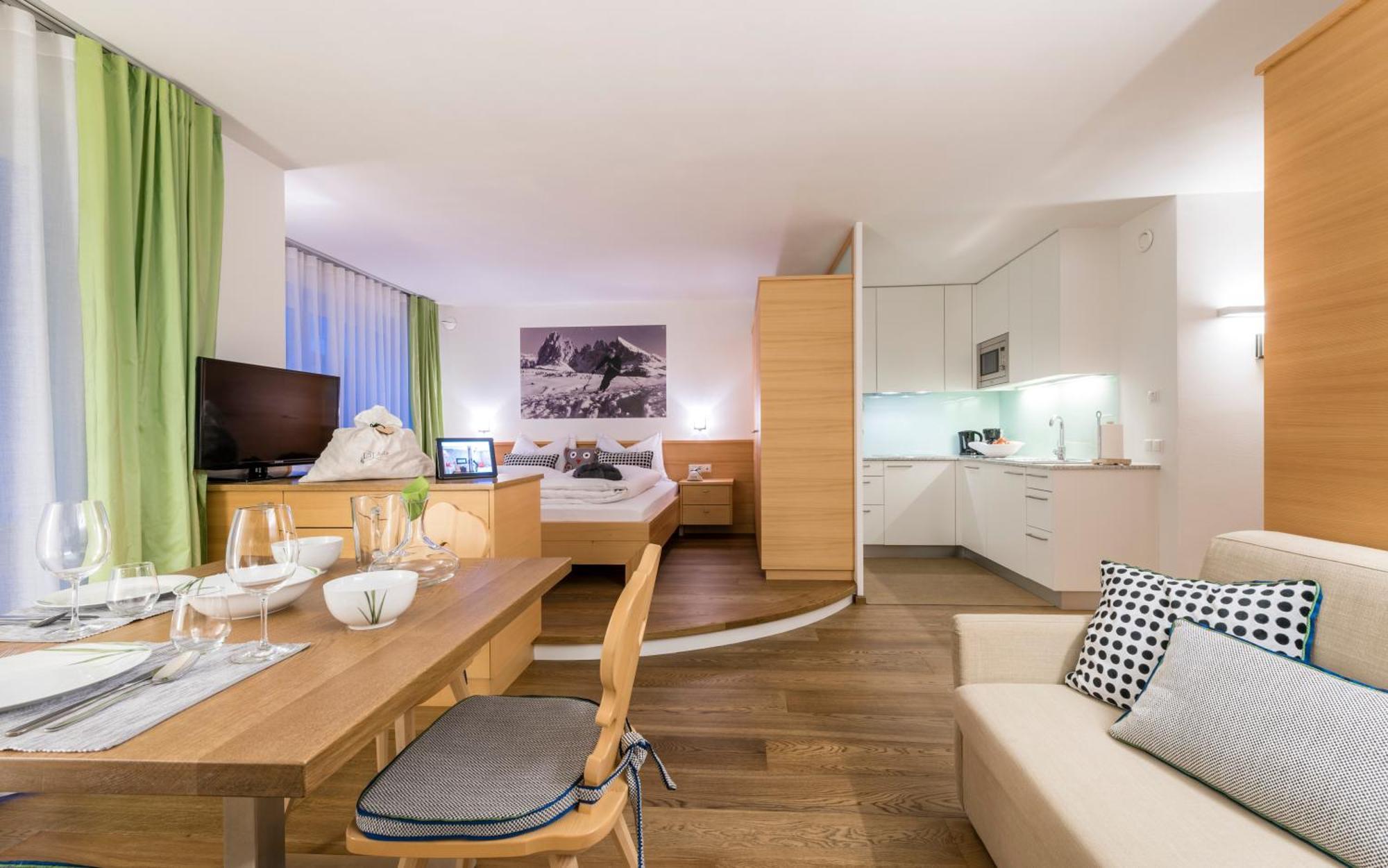Avita - Suites To Relax Ortisei Exterior foto